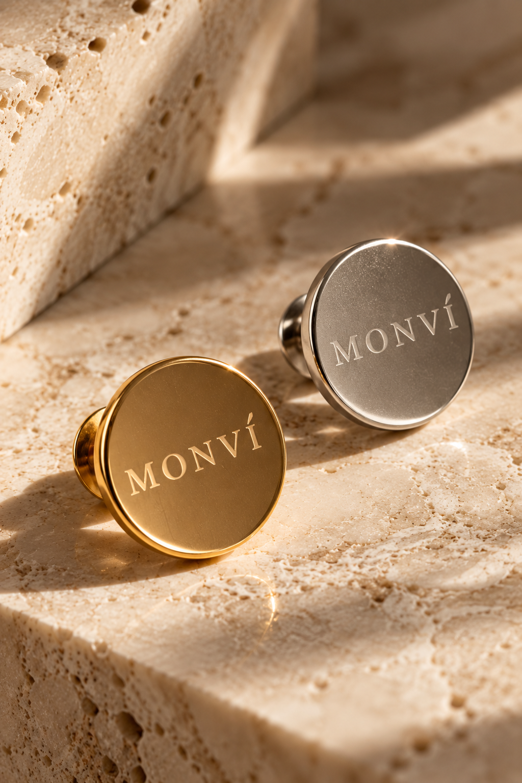 Pin Monví